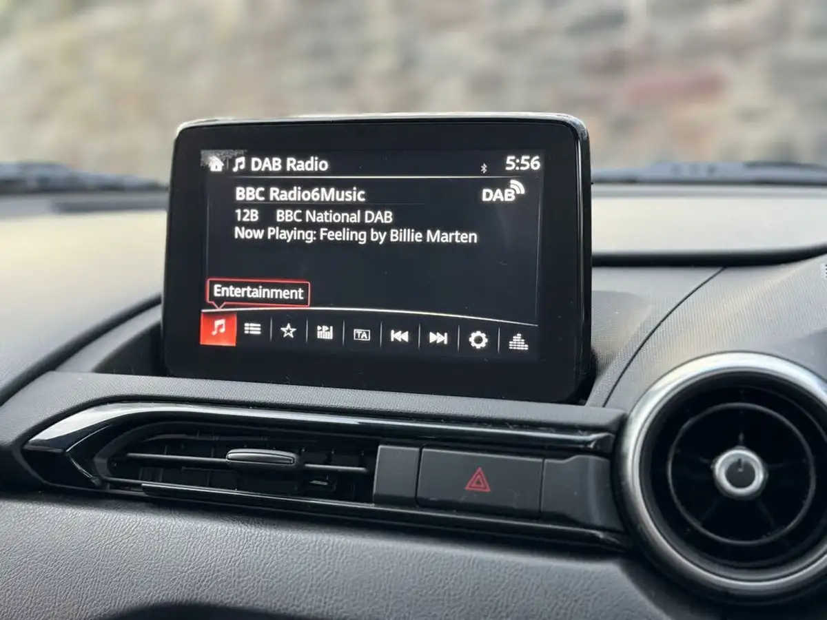 2019-mazda-mx-5-15-sport-nav-nappa-leather-rf-big-37