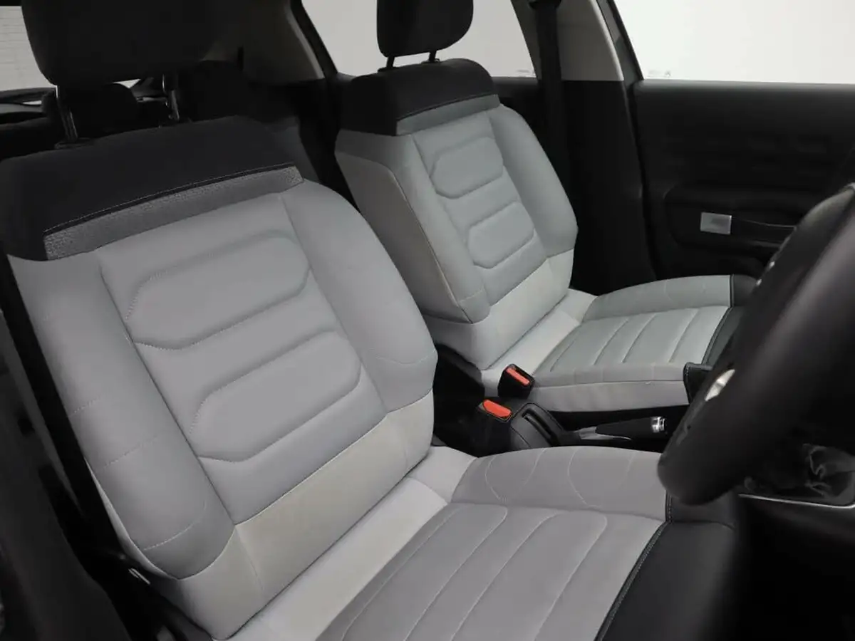 2023-citroen-c3-12-puretech-elle-83ps-ss-big-10