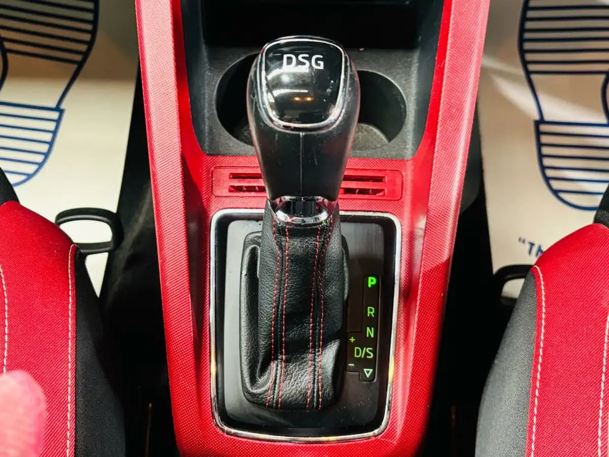 2016-skoda-fabia-14tdi-monte-carlo-90ps-estate-dsg-big-20