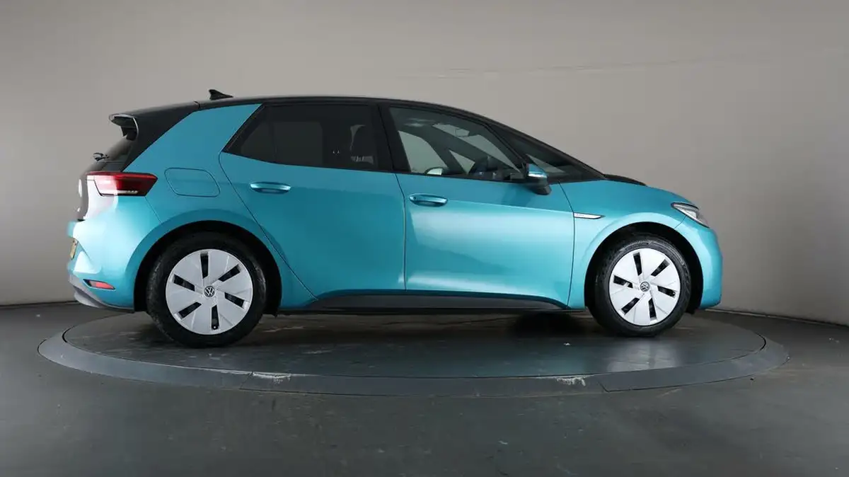 2020-volkswagen-id3-e-business-big-62