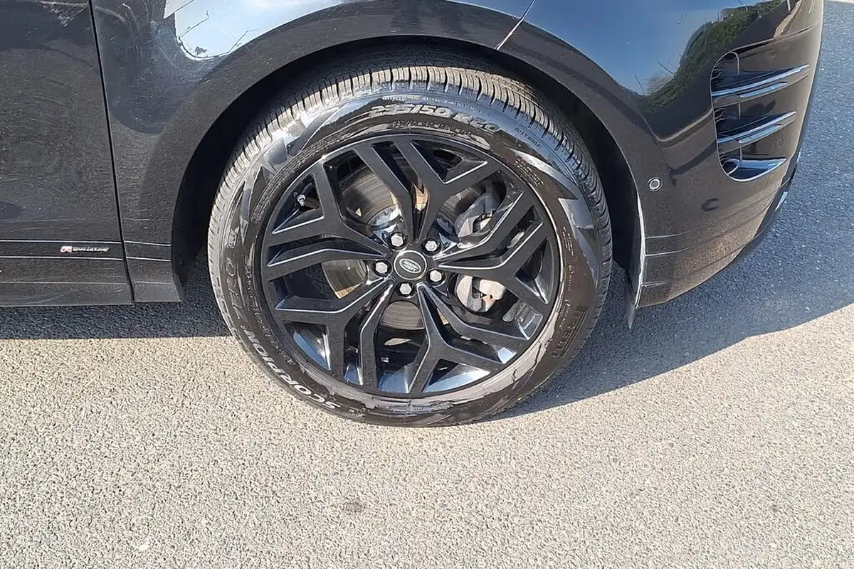 2020-land-rover-range-rover-evoque-20-d180-r-dynamic-se-big-2