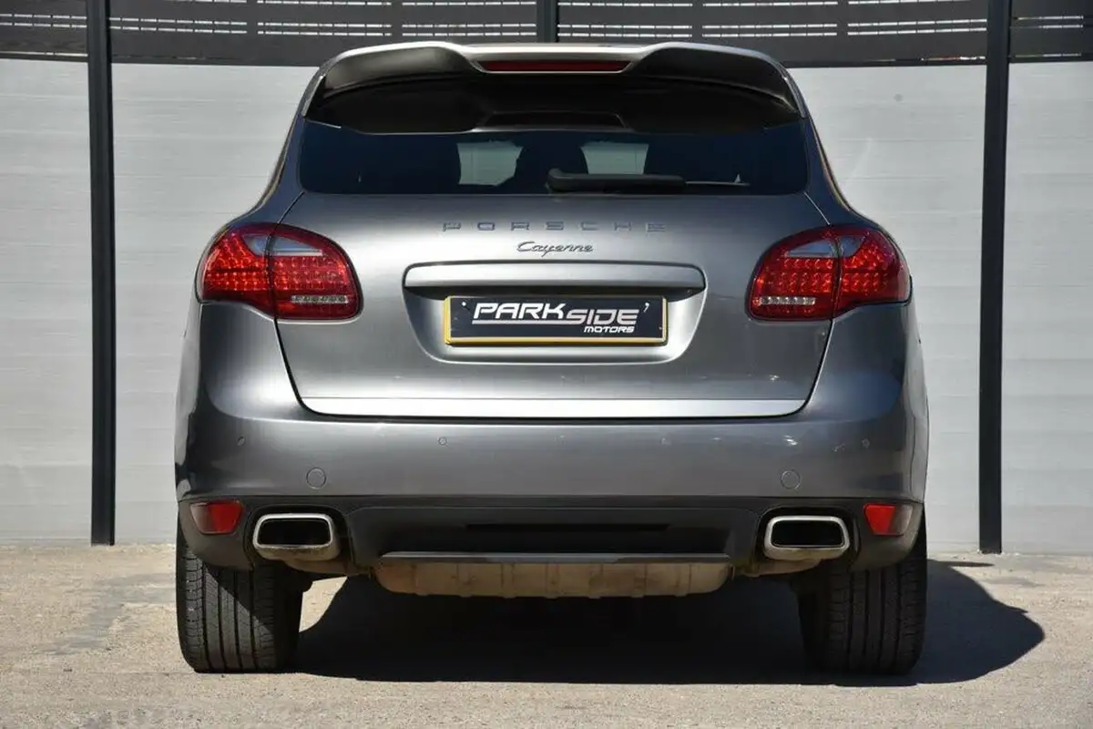 2014-porsche-cayenne-30td-platinum-edition-big-9