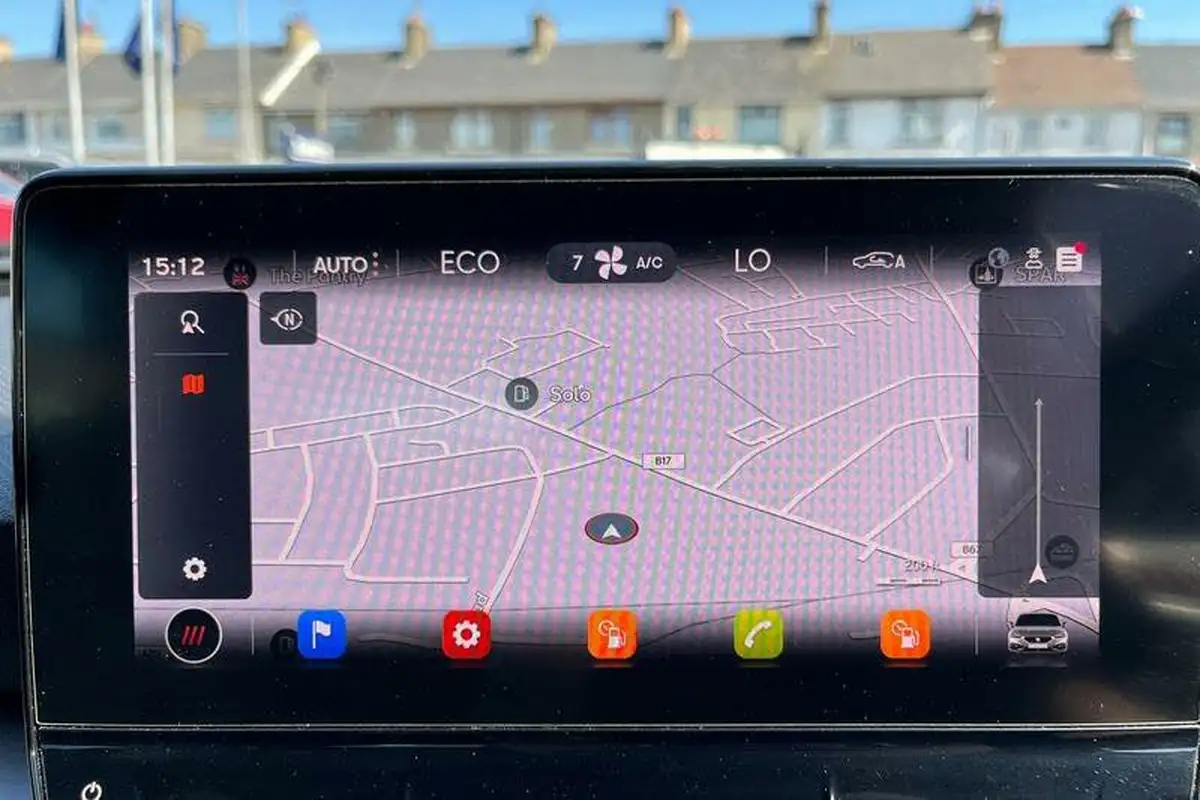 2021-seat-leon-14-e-hybrid-fr-hatchback-big-32