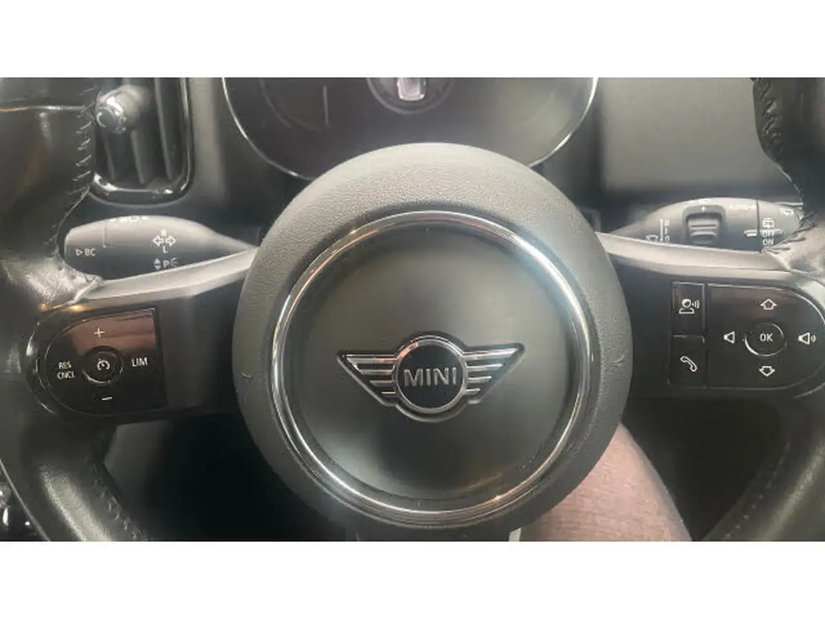 2021-mini-countryman-15-cooper-classic-auto-big-25