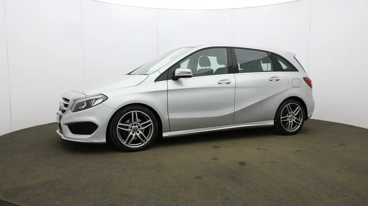 2018-mercedes-benz-b-class-16-b200-amg-line-156ps-premium-plusss-7g-dct-big-33
