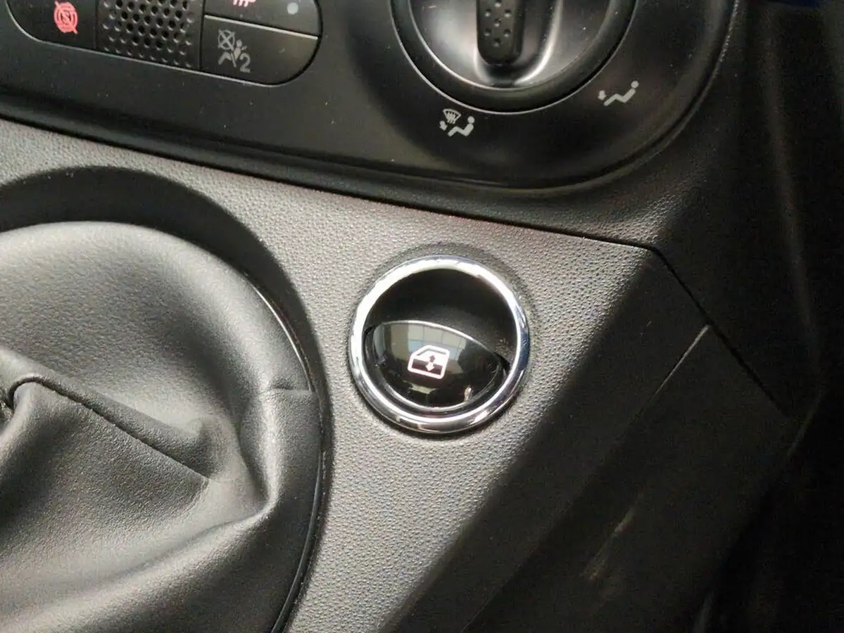 2018-fiat-500-12-mirror-big-24