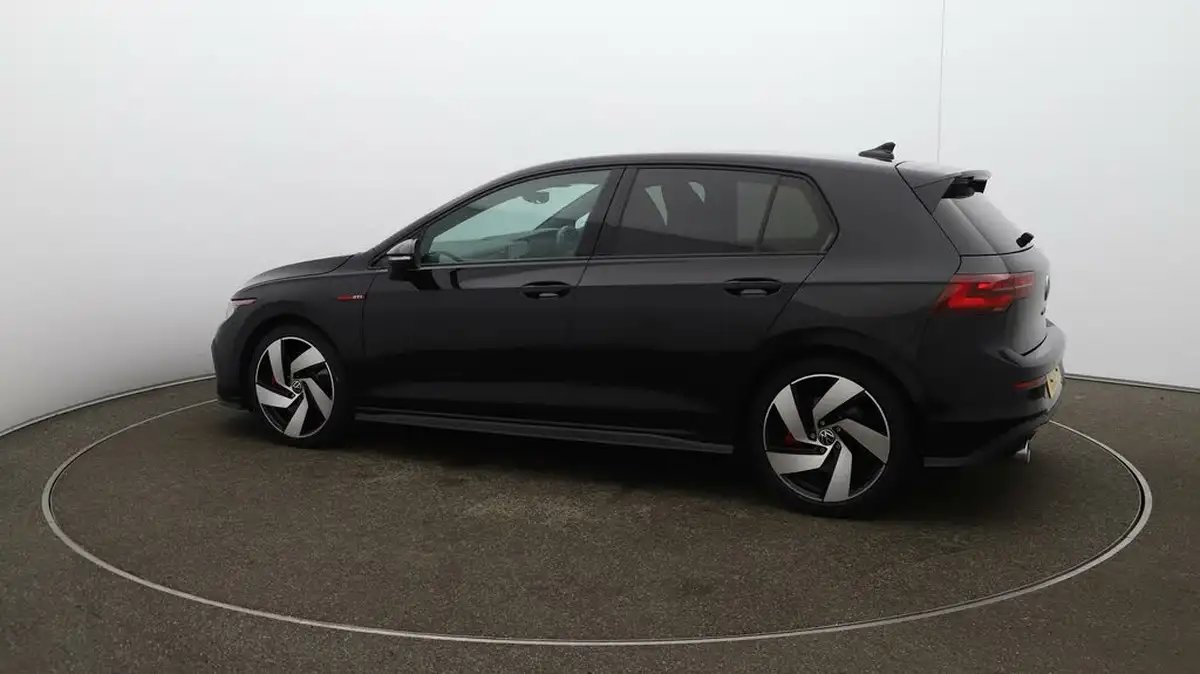 2022-volkswagen-golf-20-tsi-gti-dsg-big-49