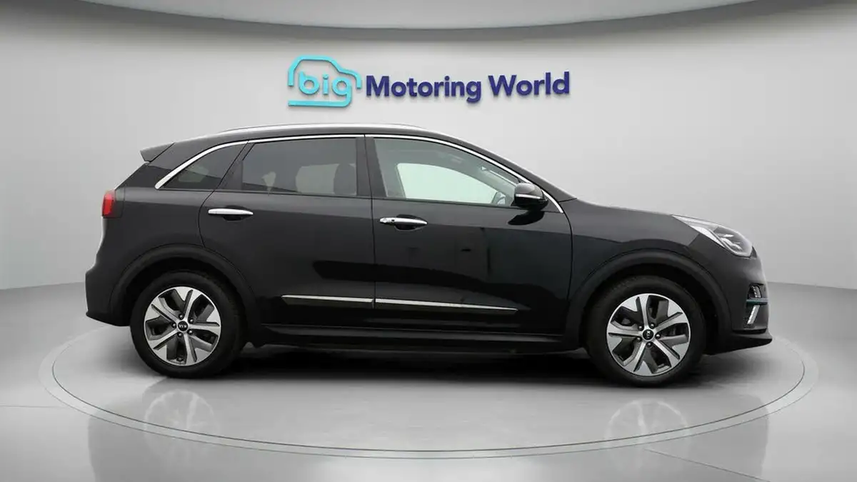 2022-kia-e-niro-ev-4-big-7