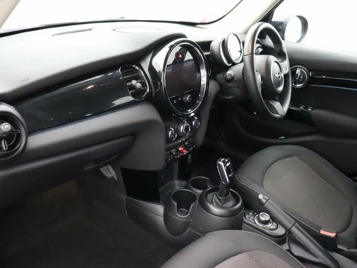 2021-mini-cooper-15-cooper-classic-hatchback-5d-auto-big-10