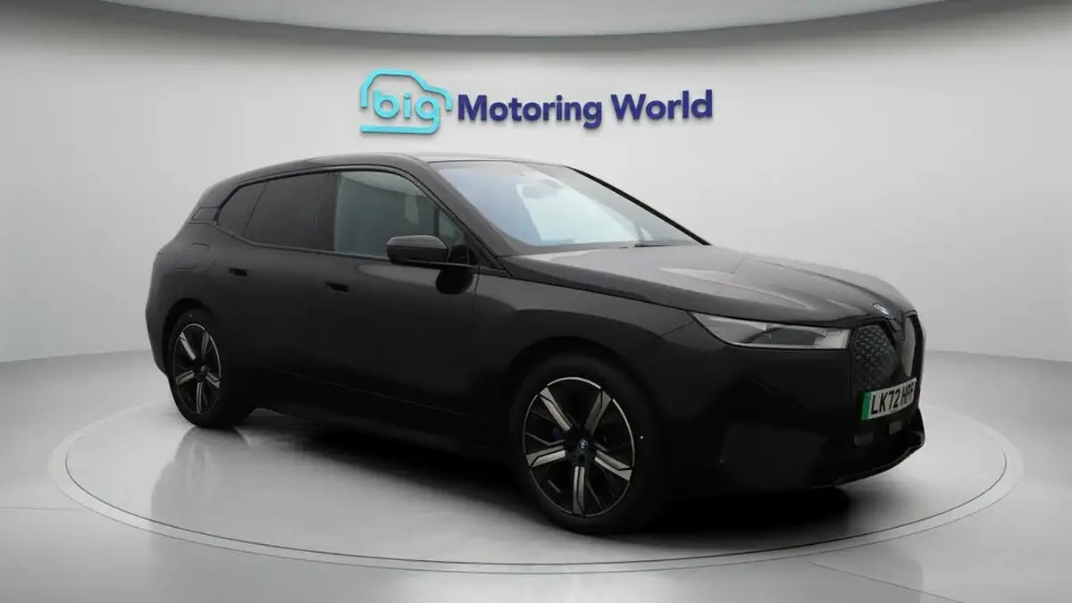 2022-bmw-ix-e-xdrive-40-m-sport-big-1