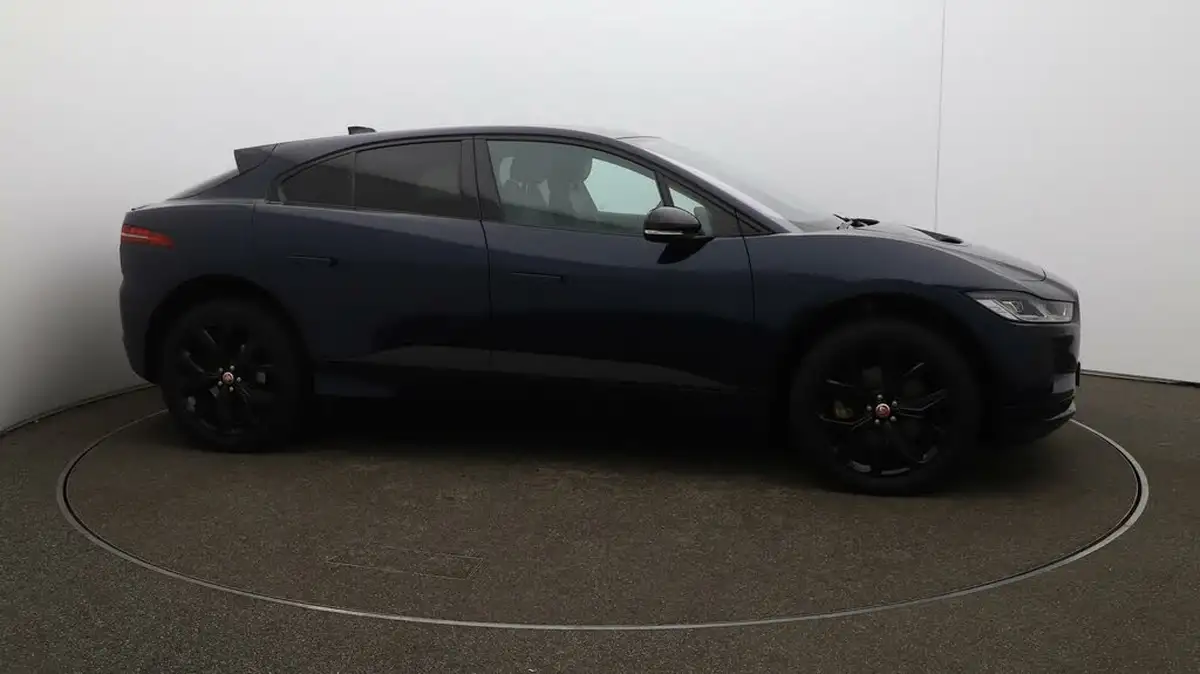 2022-jaguar-i-pace-ev400-hse-black-big-49
