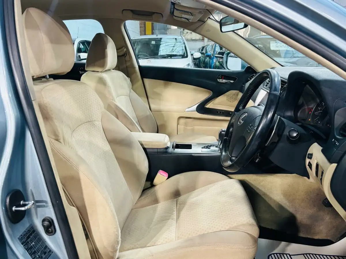 2006-lexus-is-250-25-auto-big-21