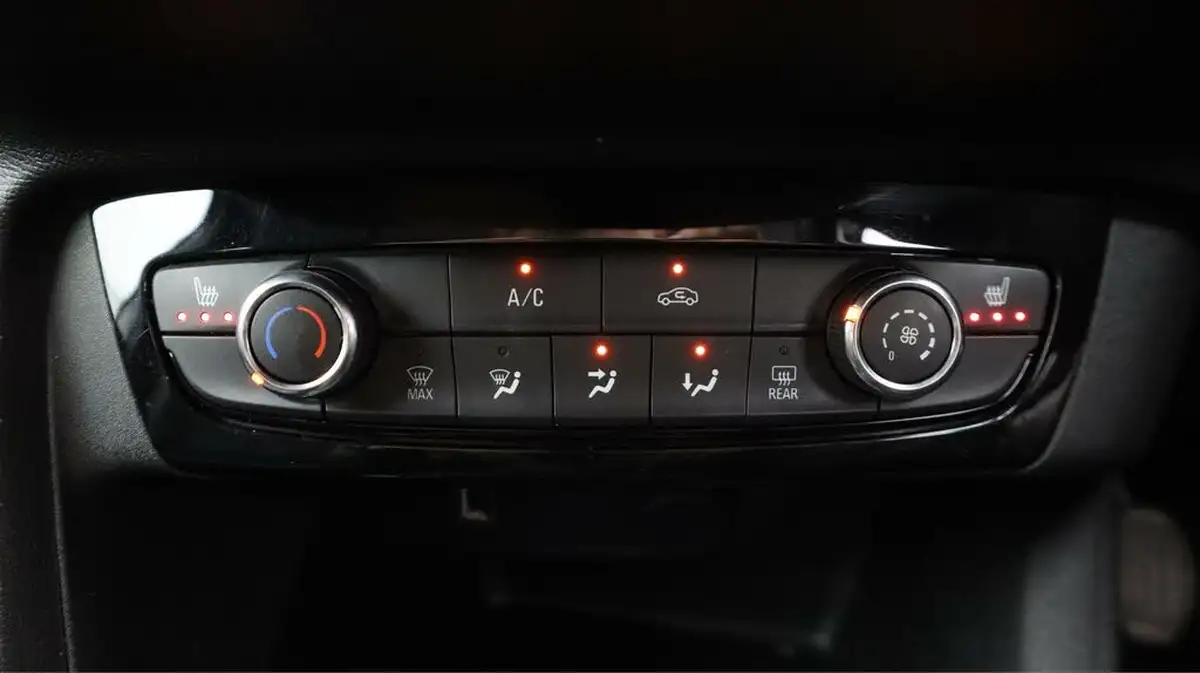 2021-vauxhall-corsa-12-turbo-elite-nav-big-12