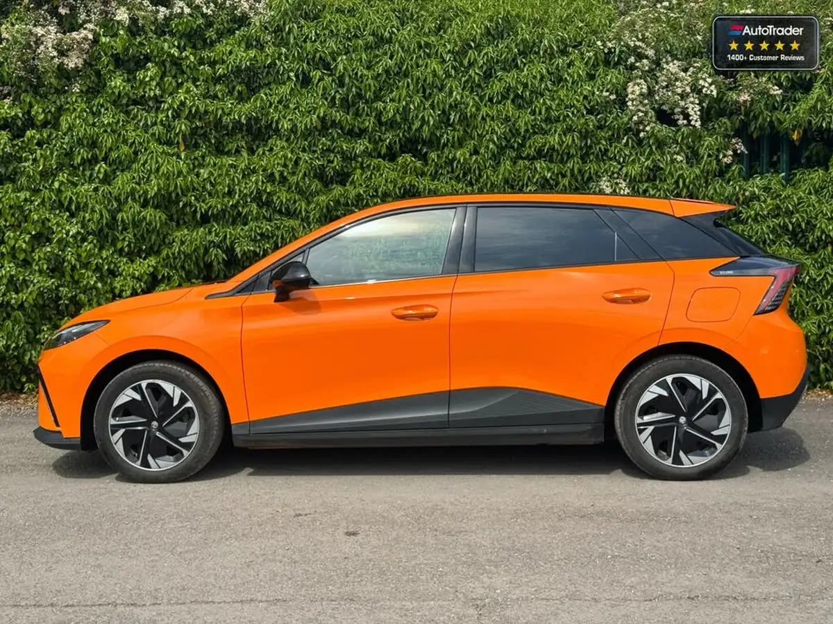 2022-mg-mg4-e-trophy-ev-big-27
