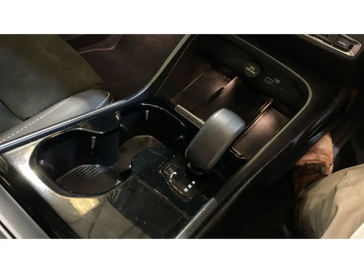 2022-volvo-c40-e-twin-recharge-pro-big-22
