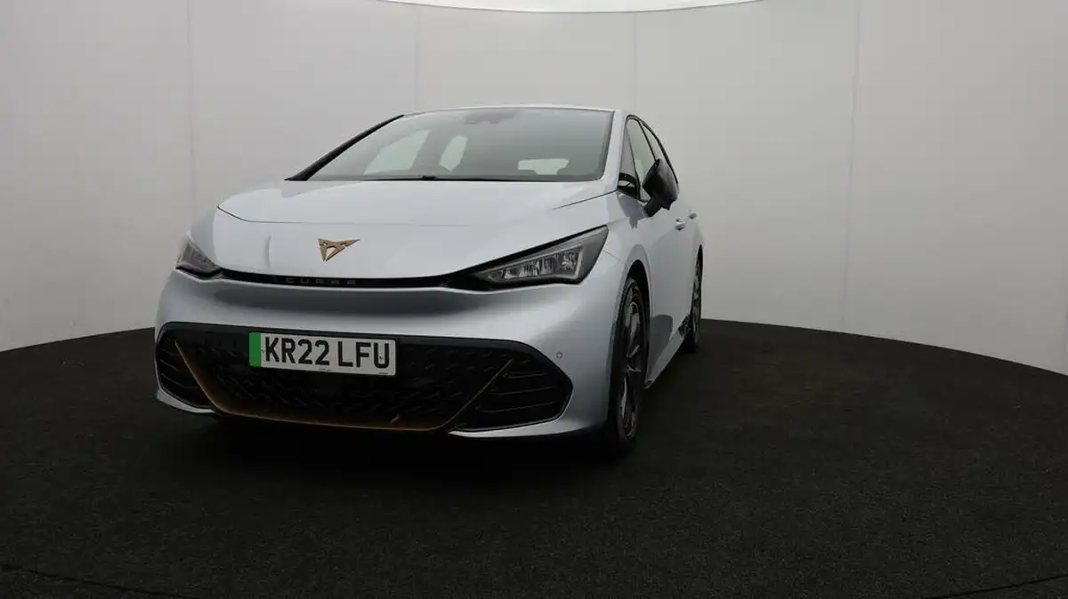 2022-cupra-born-e-v1-big-56