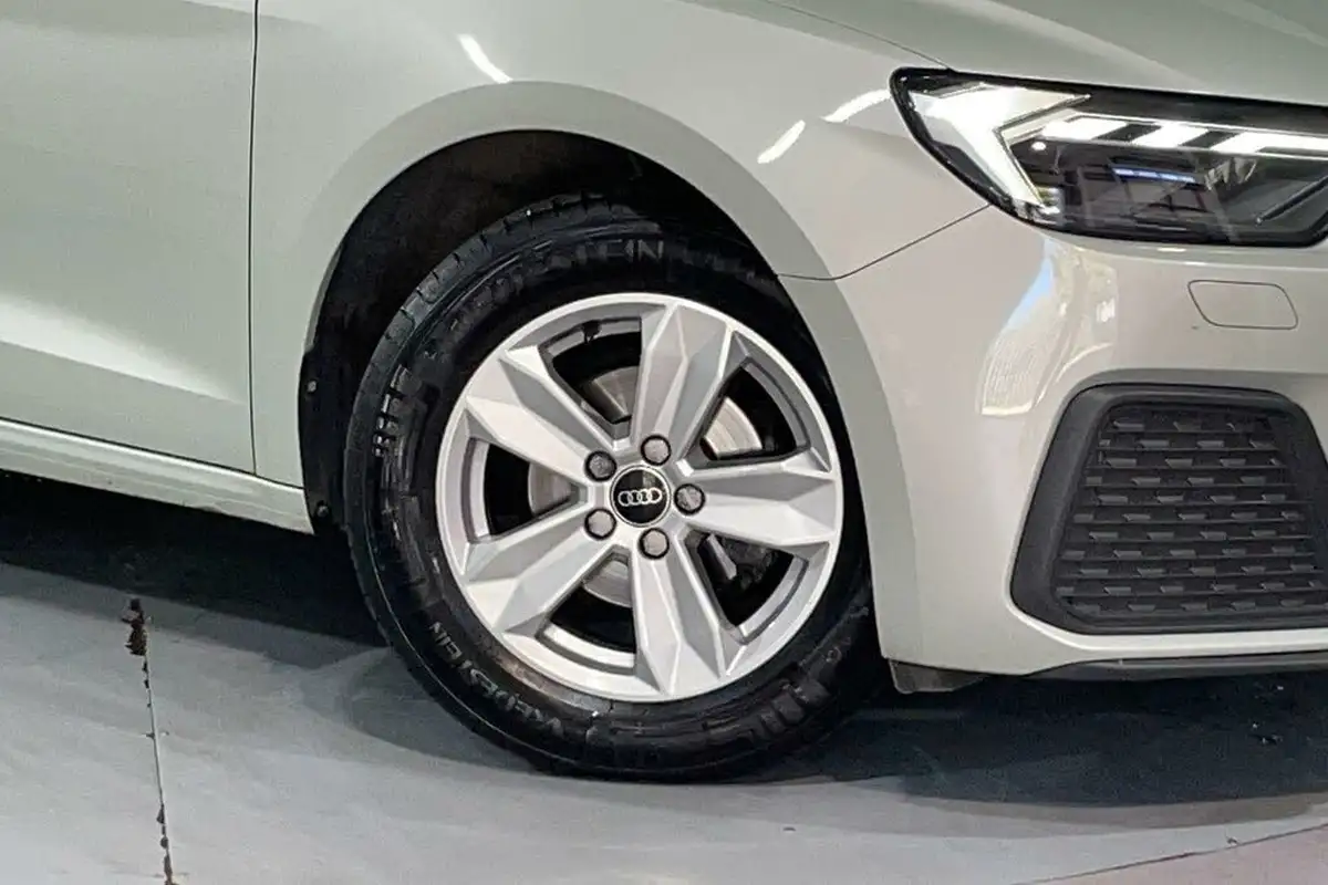 2023-audi-a1-10-25-tfsi-technik-big-8