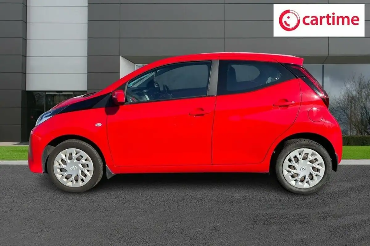 2021-toyota-aygo-10-vvt-i-x-play-tss-big-2