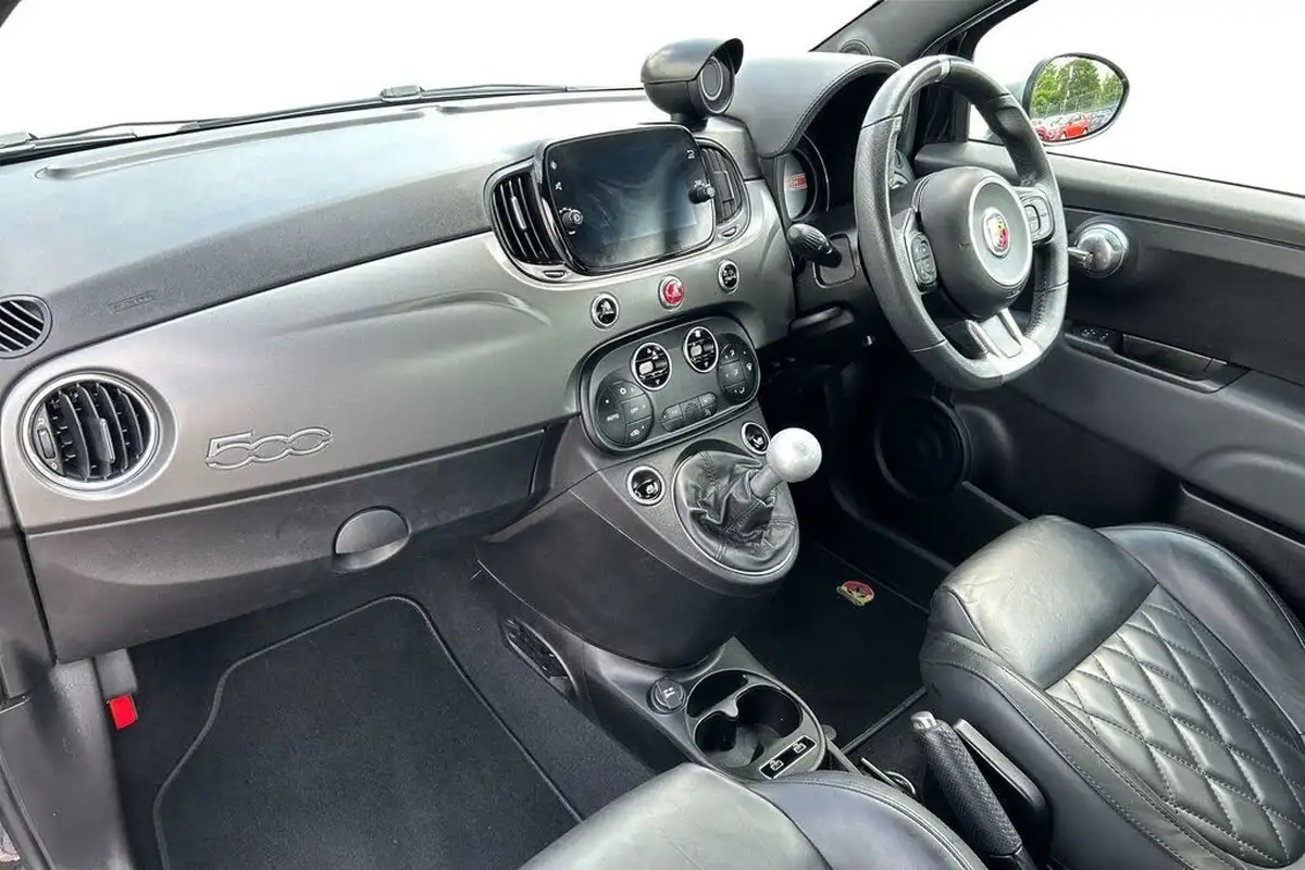 2022-abarth-595-14-tjet-turismo-big-1