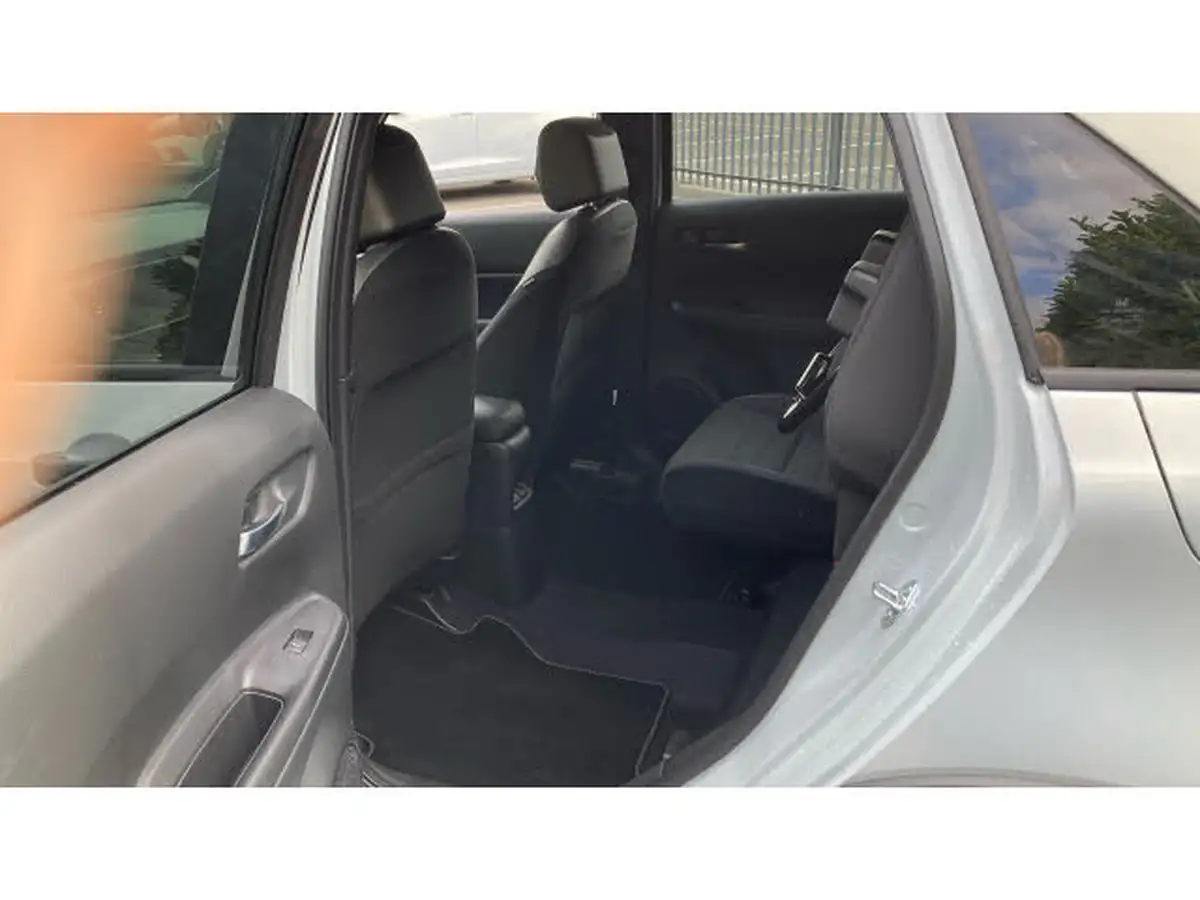 2025-honda-jazz-15-i-mmd-crosstar-advance-big-19