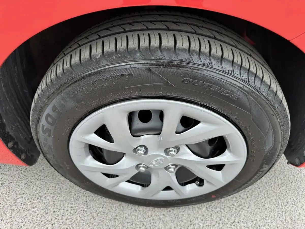 2018-hyundai-i10-10-s-big-35