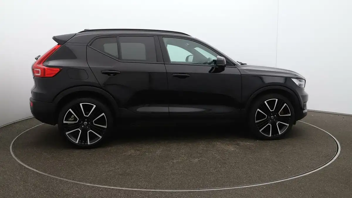 2021-volvo-xc40-15-t5-r-design-pro-262bhp-big-48