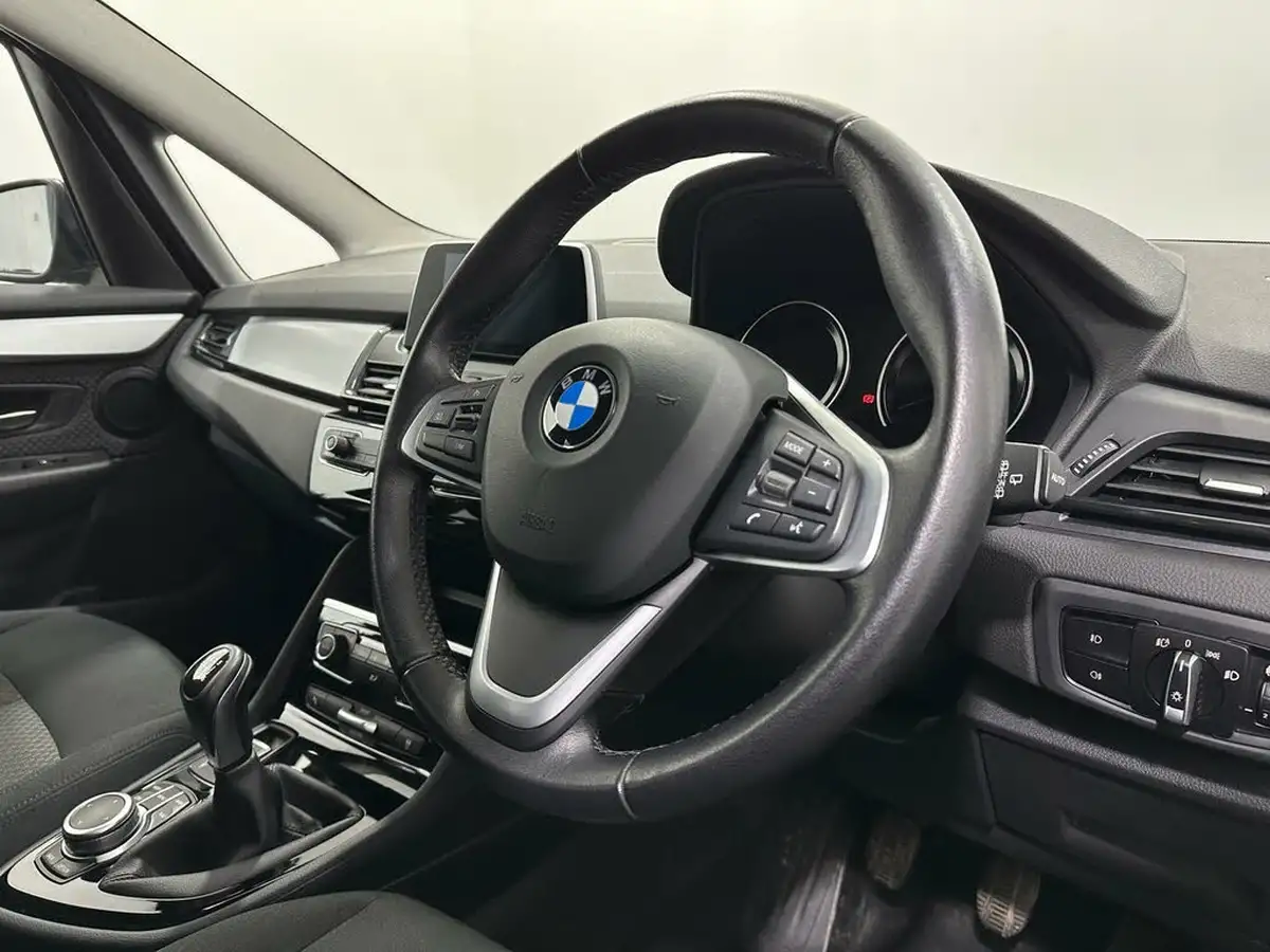 2020-bmw-2-series-15td-216d-se-gran-big-8