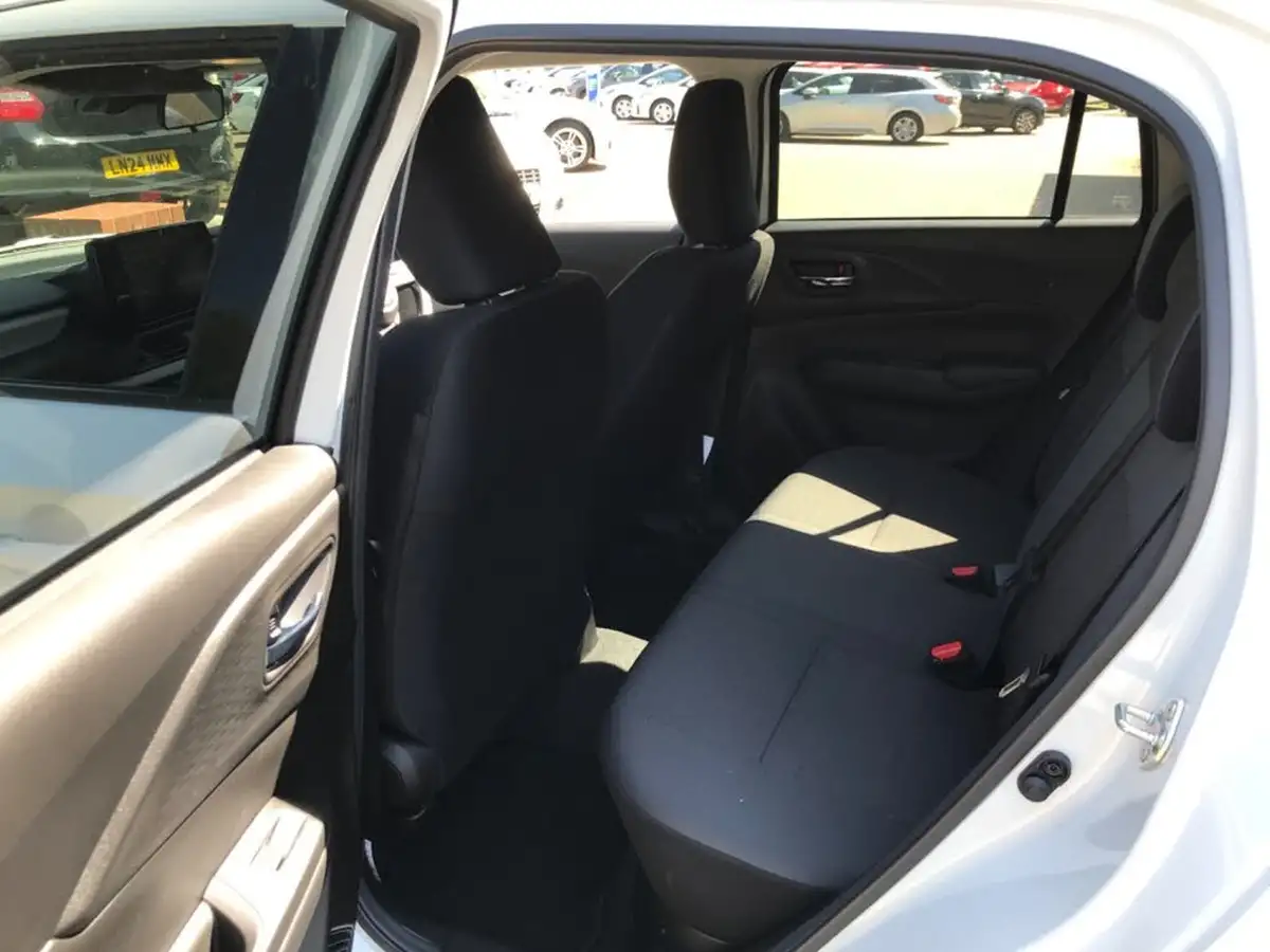 2024-suzuki-swift-12-motion-big-9