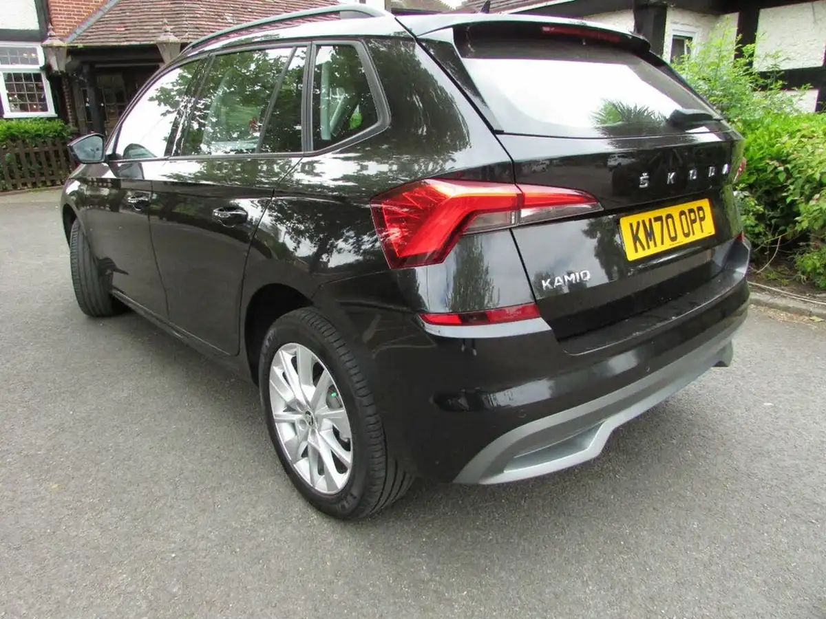 2020-skoda-kamiq-15-tsi-se-dsg-big-3