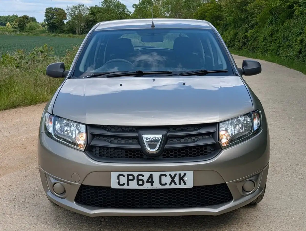2015-dacia-sandero-12-ambiance-big-1