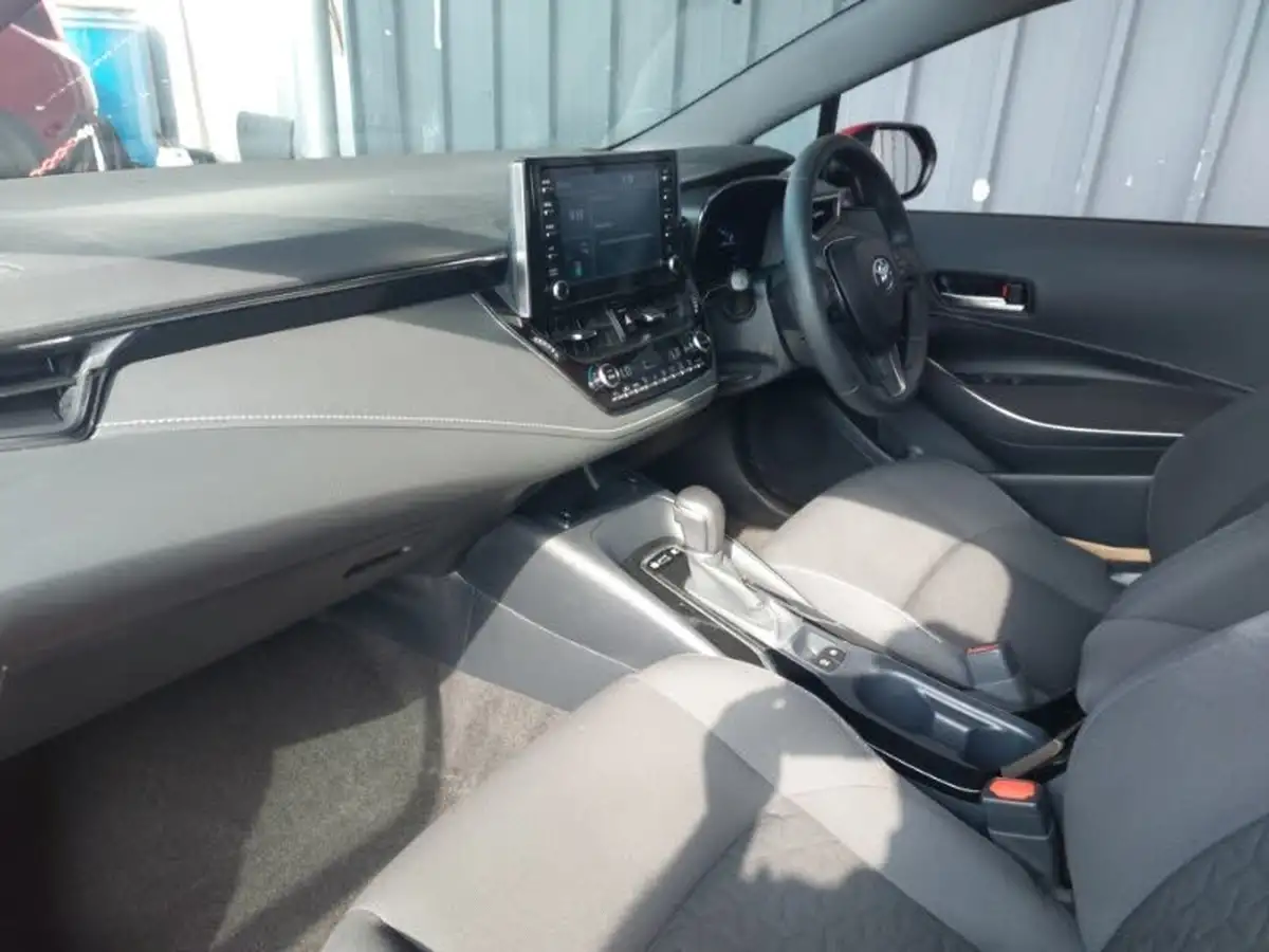 2022-toyota-corolla-18-vvt-i-icon-120bhp-spare-wheel-touring-sports-5d-big-4