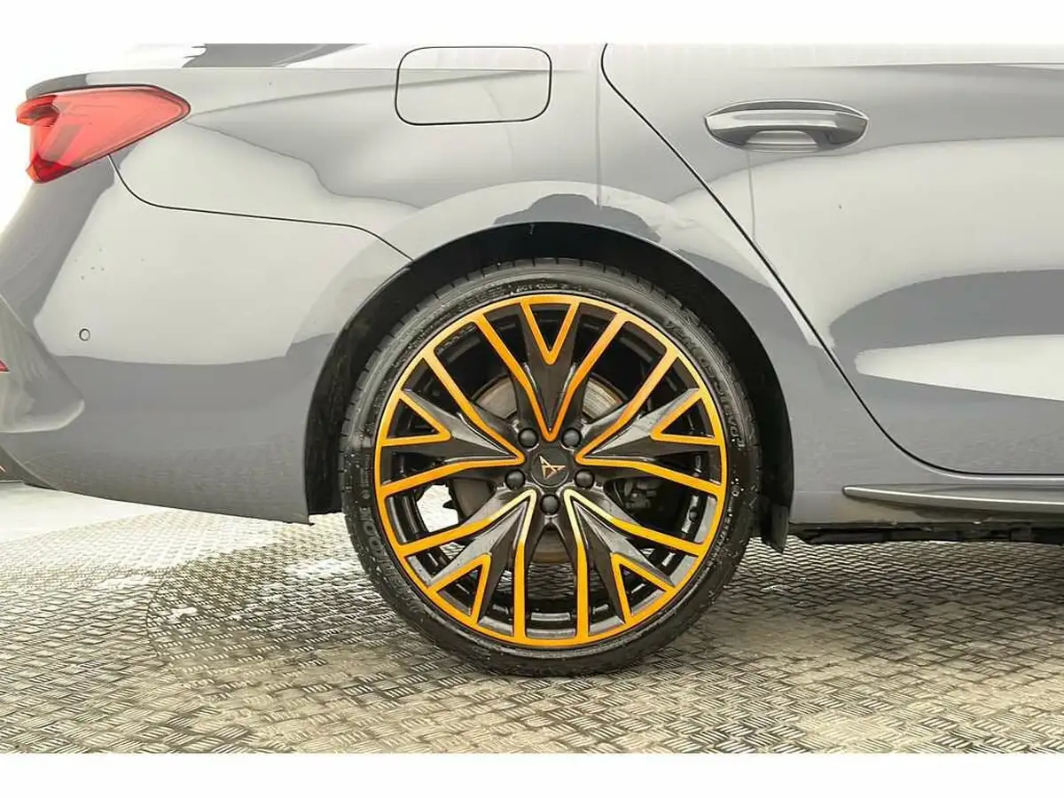 2024-cupra-leon-nf-14-e-hybrid-vz3-design-edition-estate-big-4