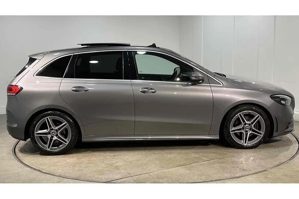 2021-mercedes-benz-b-class-13-b200-amg-line-premium-plus-driving-assistance-big-4