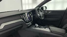 2024-volvo-xc60-20-b5-ultra-black-edition-small-1