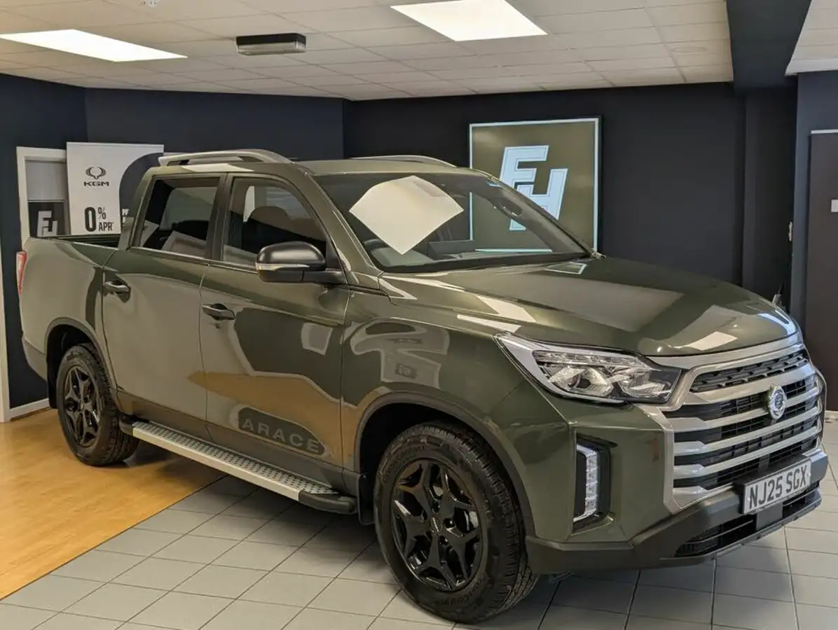 2025-kgm-ssangyong-musso-22td-saracen-202pseu6e-4wd-big-0
