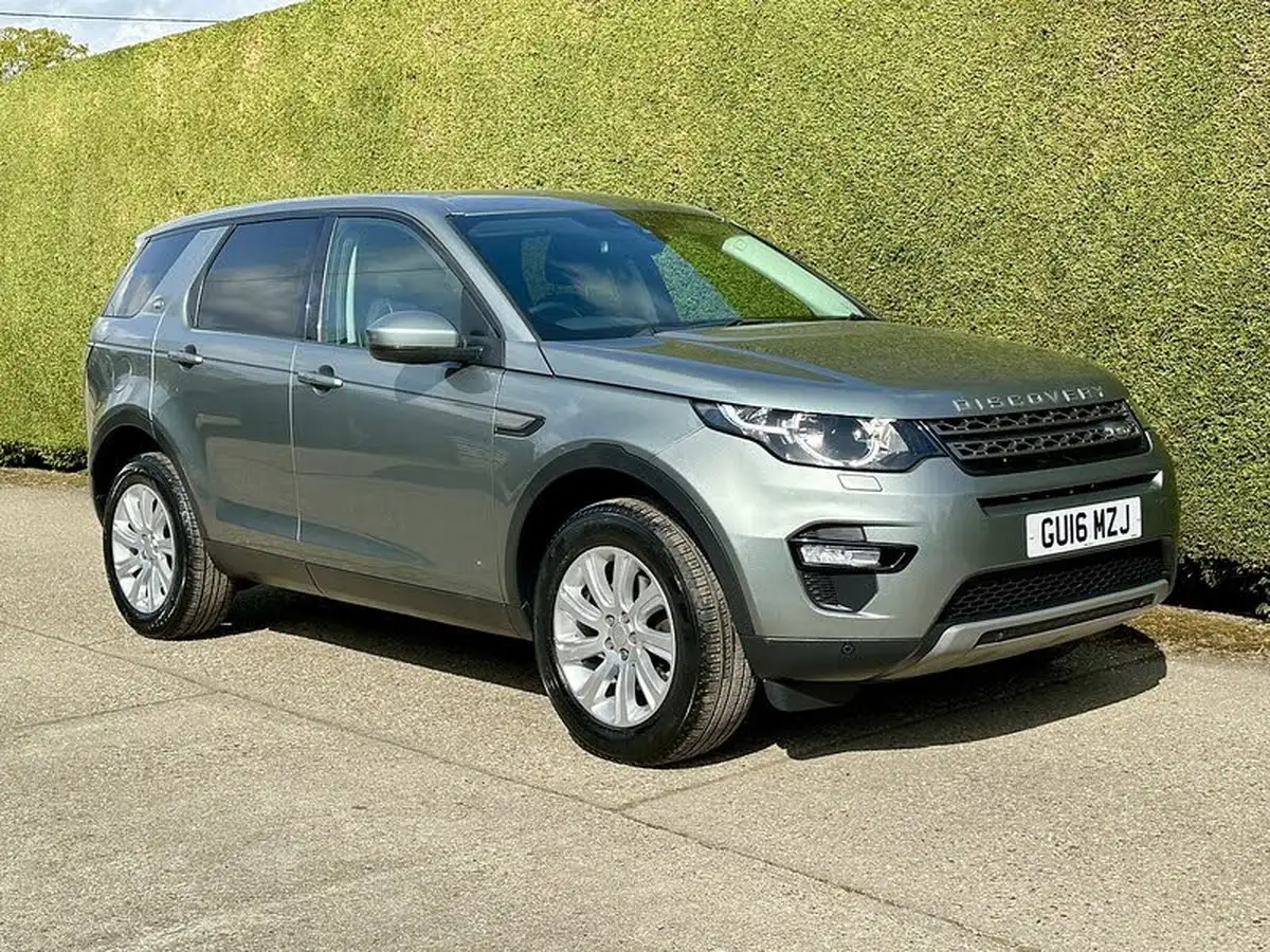 2016-land-rover-discovery-sport-20td4-se-tech-180ps-awd-ss-auto-big-2