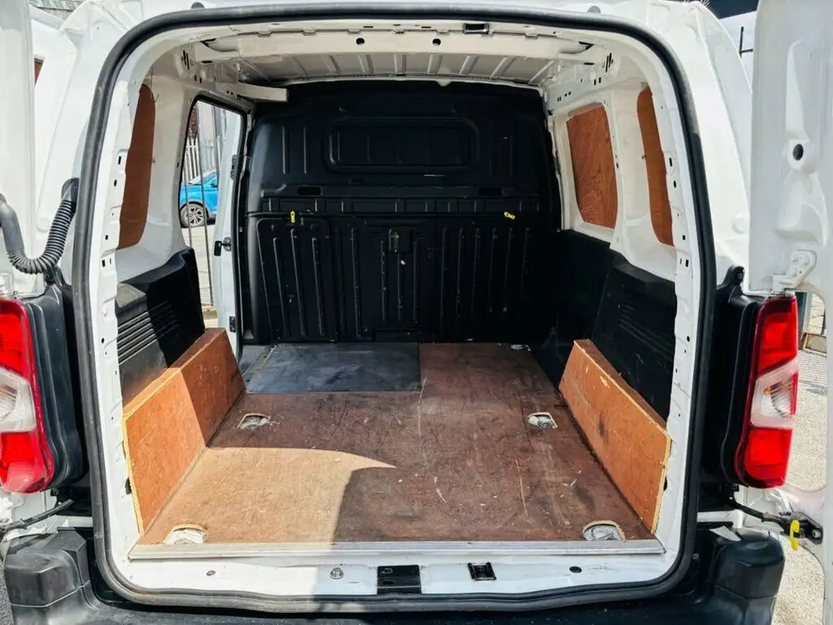 2020-citroen-berlingo-15bluehdi-1000-enterprise-100pseu6dt-e-ss-panel-big-7