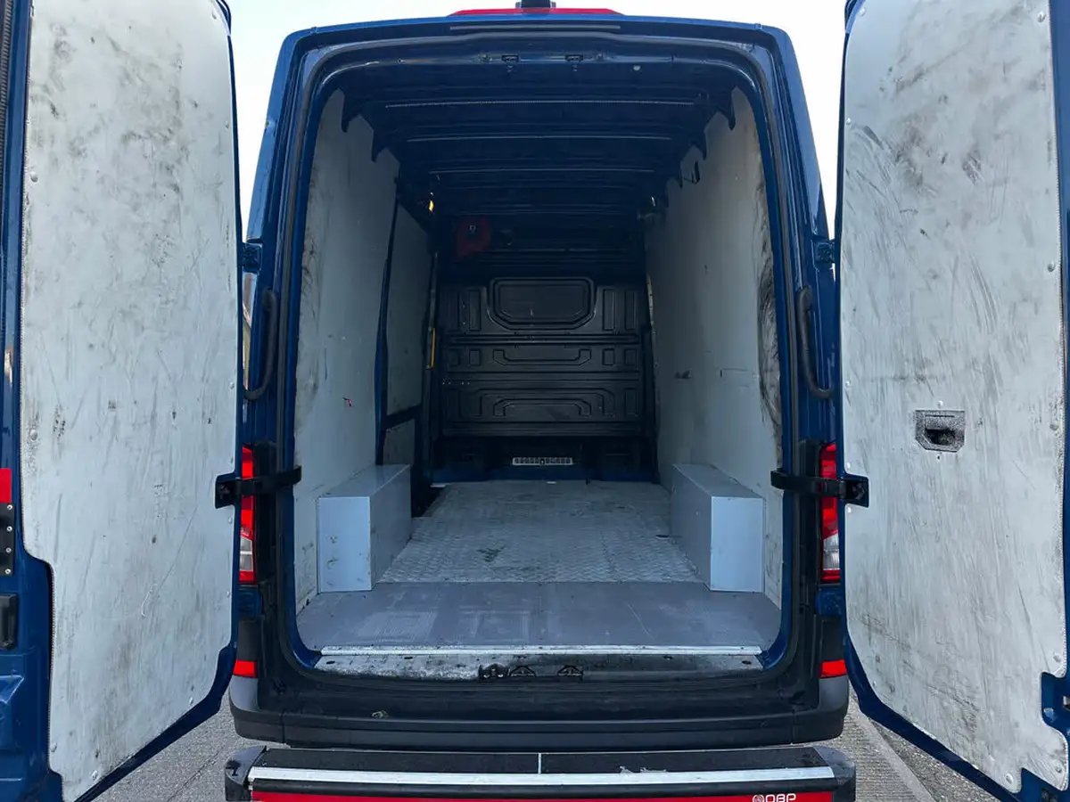 2021-volkswagen-crafter-20tdi-cr35-lwb-startline-140pseu6dt-e-rwd-panel-van-big-8