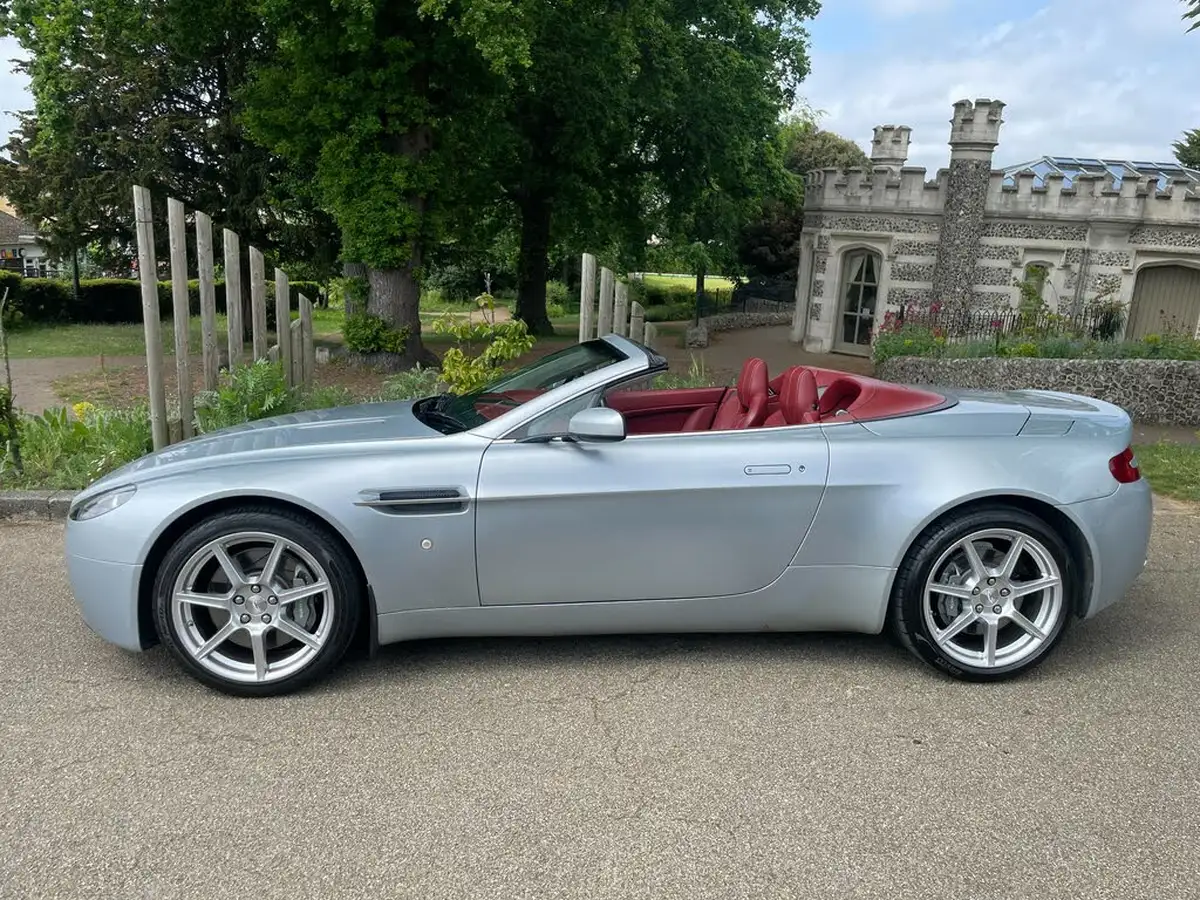 2007-aston-martin-vantage-43-convertible-sportshift-big-1