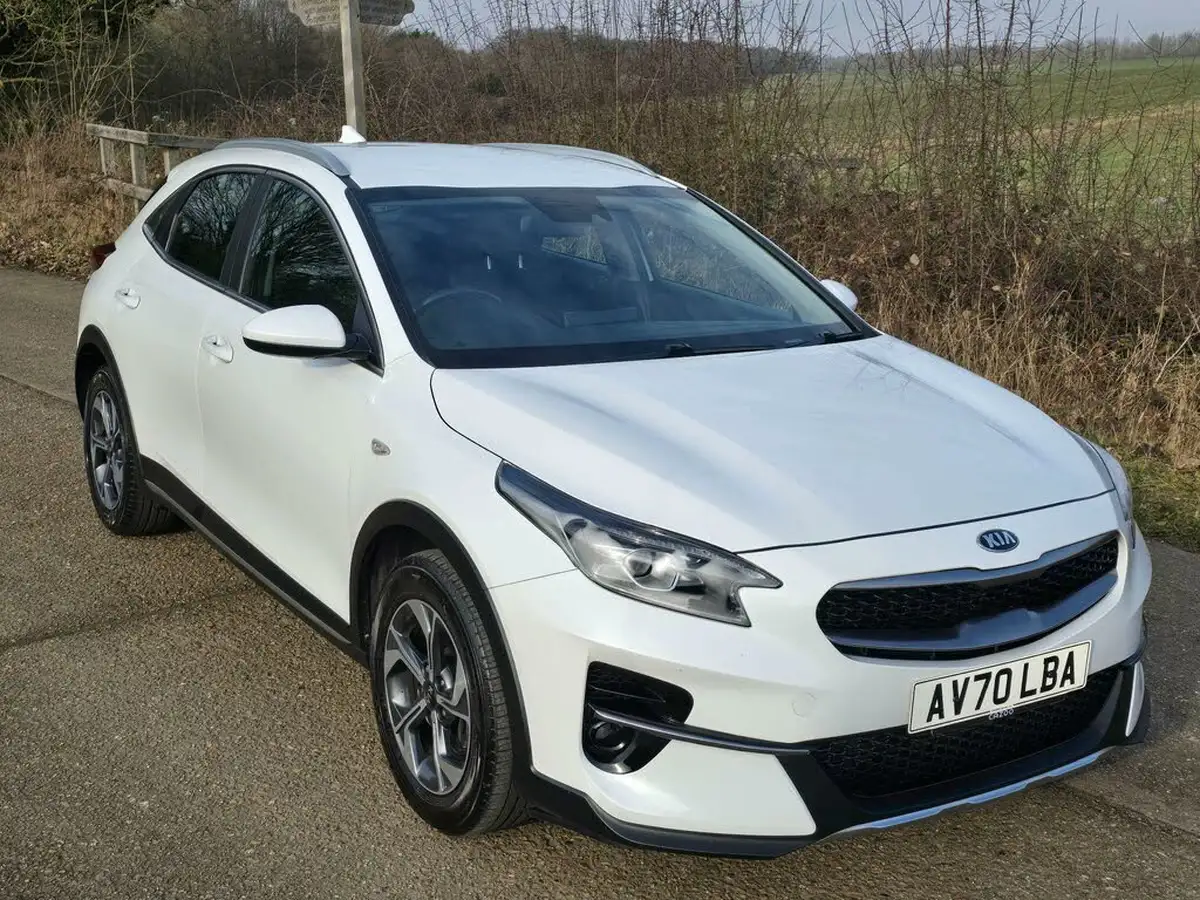 2020-kia-xceed-10-t-gdi-2-big-12