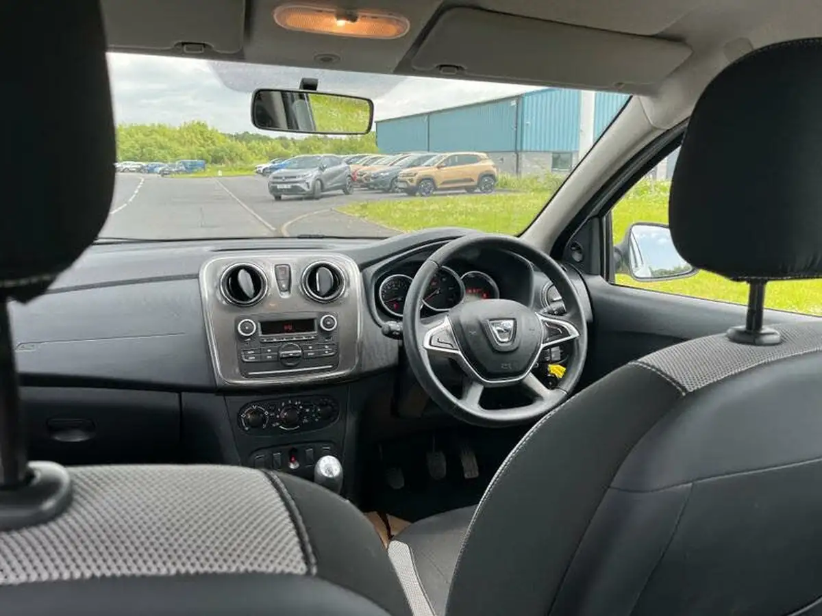 2017-dacia-sandero-stepway-09-tce-ambiance-big-11
