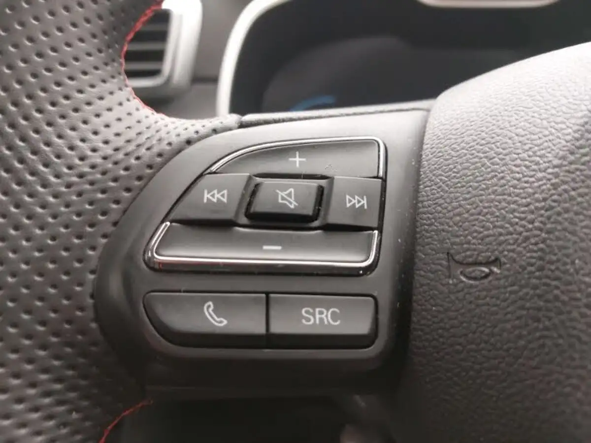 2024-mg-zs-suv-10t-gdi-exclusive-big-11