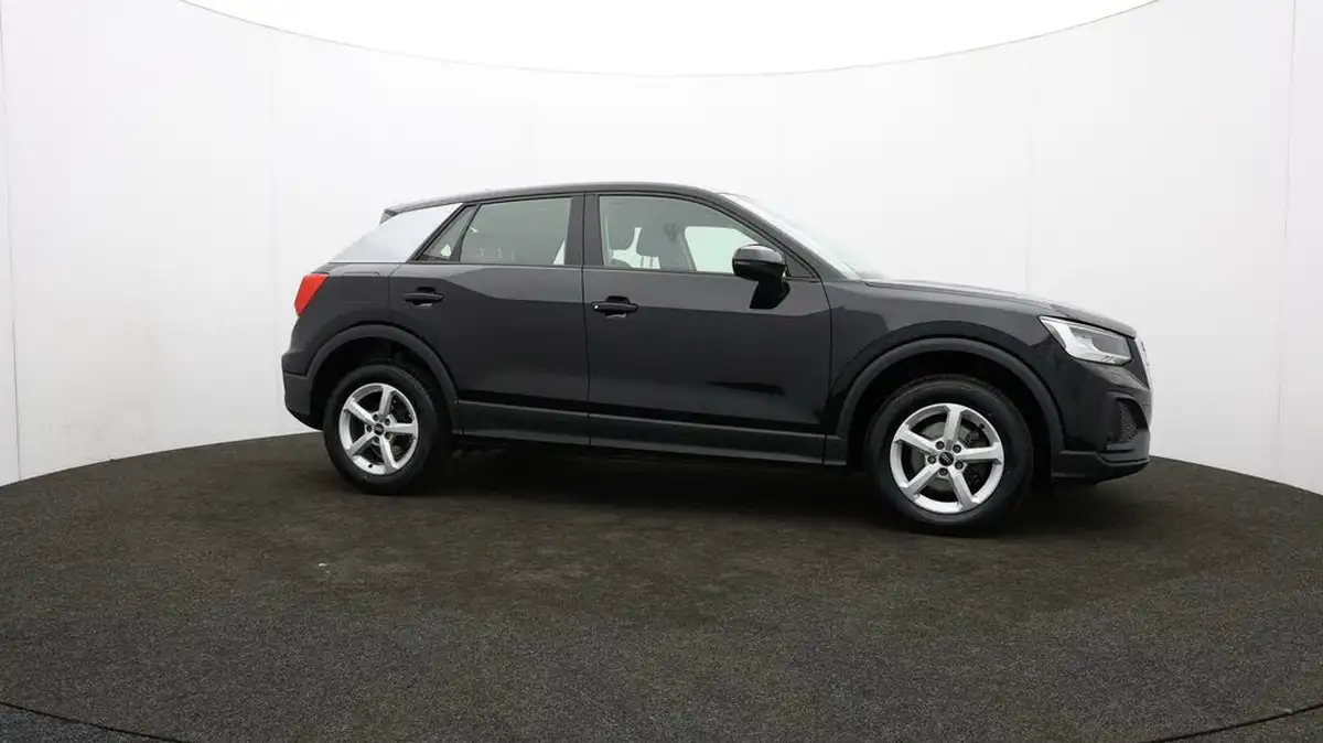 2022-audi-q2-10-30-tfsi-technik-big-42