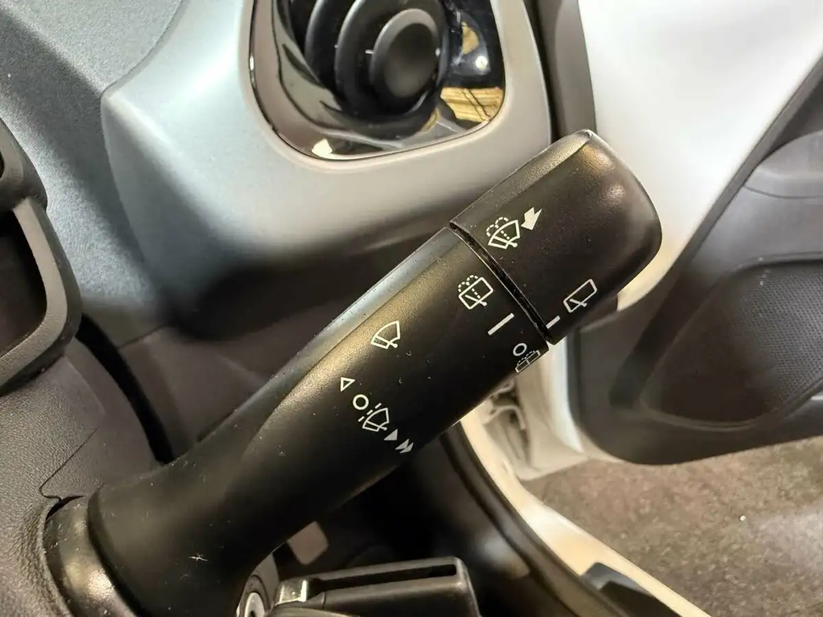 2021-toyota-aygo-10-vvt-i-x-play-tss-x-shift-big-16