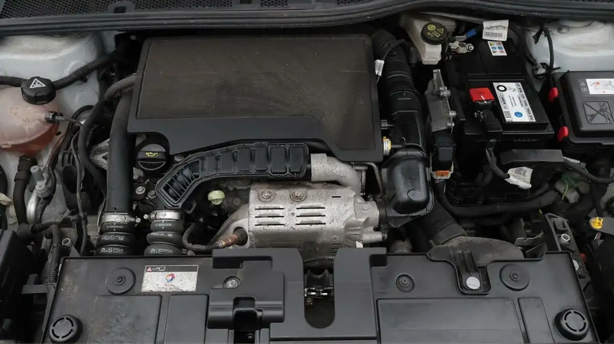2023-citroen-c4-12-puretech-c-series-edition-big-19