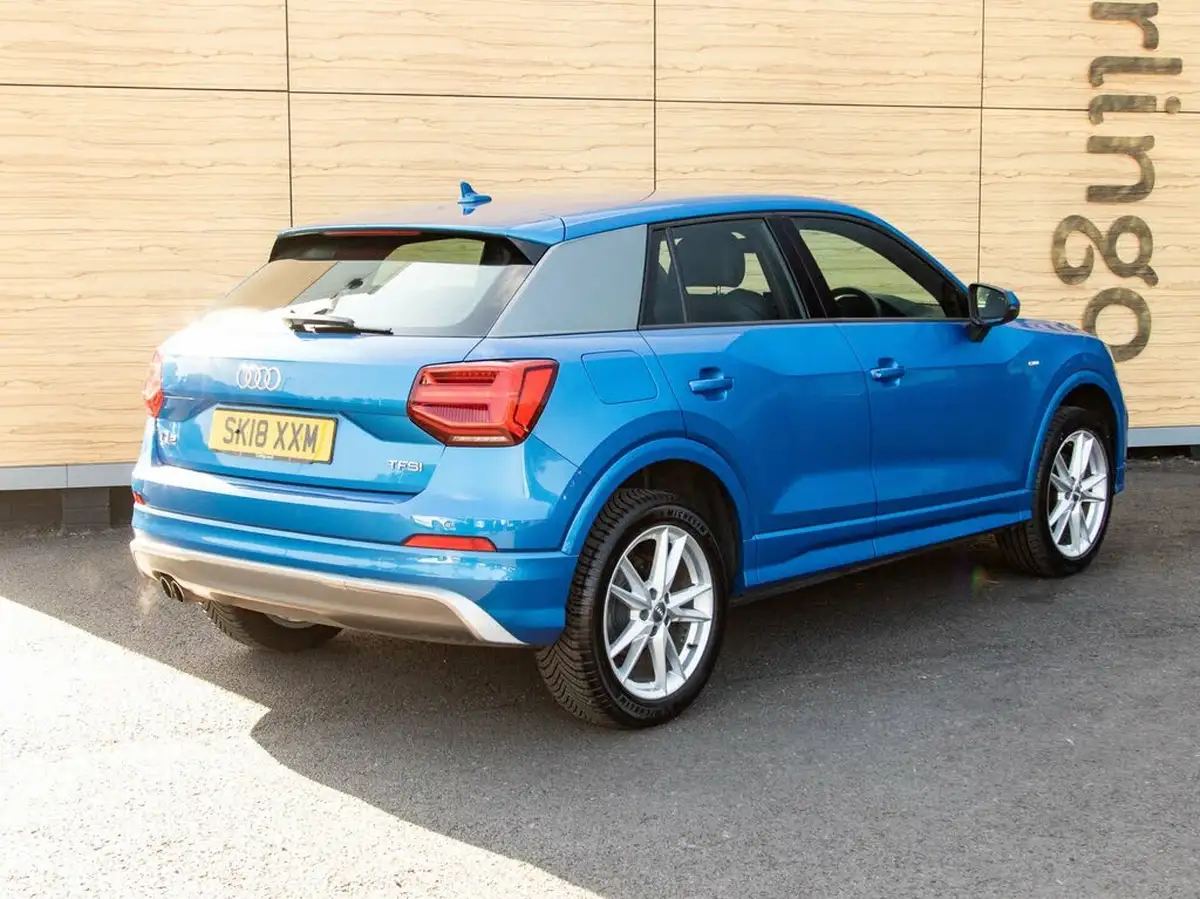 2018-audi-q2-14-tfsi-s-line-big-1