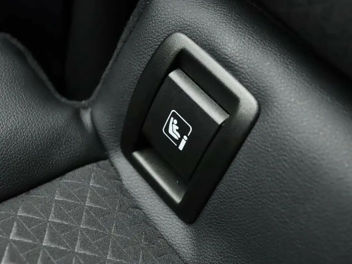 2023-nissan-juke-10-dig-t-n-connecta-big-32