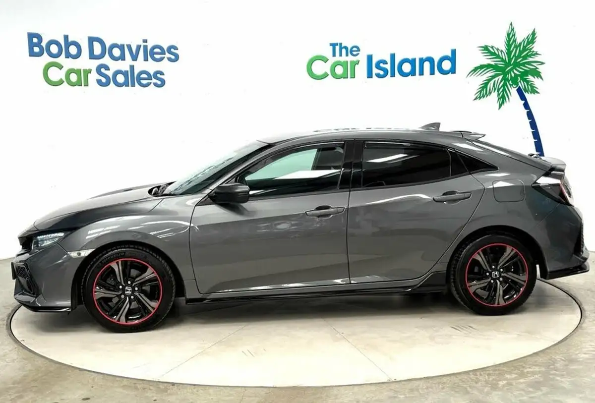 2018-honda-civic-15-vtec-turbo-sport-ss-big-3