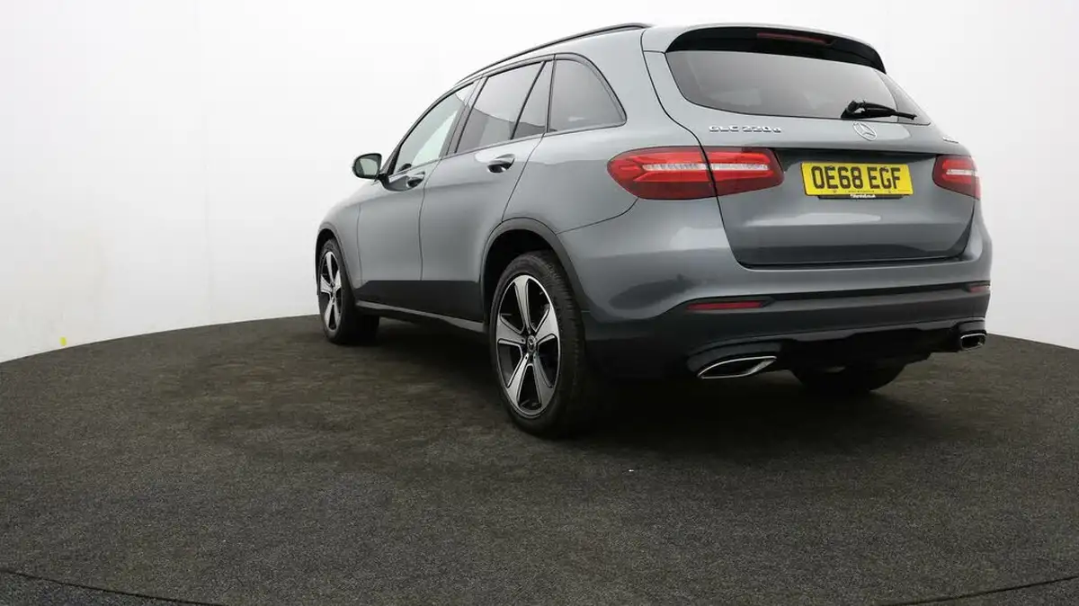 2018-mercedes-benz-glc-class-21d-glc220d-urban-edition-big-78