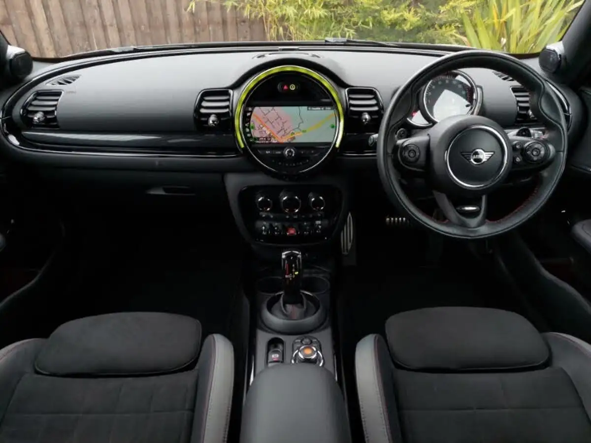 2019-mini-clubman-20-john-cooper-works-big-2